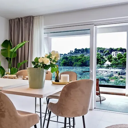 Affittacamere Luxury Del Sogno With Pool, Jacuzzi, Parking