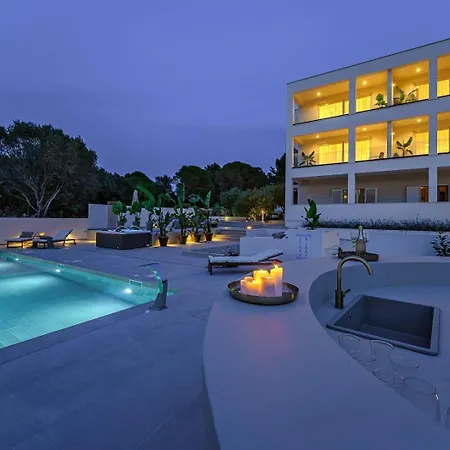 Affittacamere Luxury Del Sogno With Pool, Jacuzzi, Parking Okrug Gornji