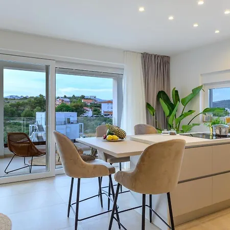 Affittacamere Luxury Del Sogno With Pool, Jacuzzi, Parking *