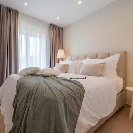 Luxury Del Sogno With Pool, Jacuzzi, Parking Affittacamere *